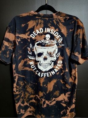 ONE LAST ROUND ‘Dead Inside But Caffeinated' Graphic Tee - UNIXES LARGE NWOT